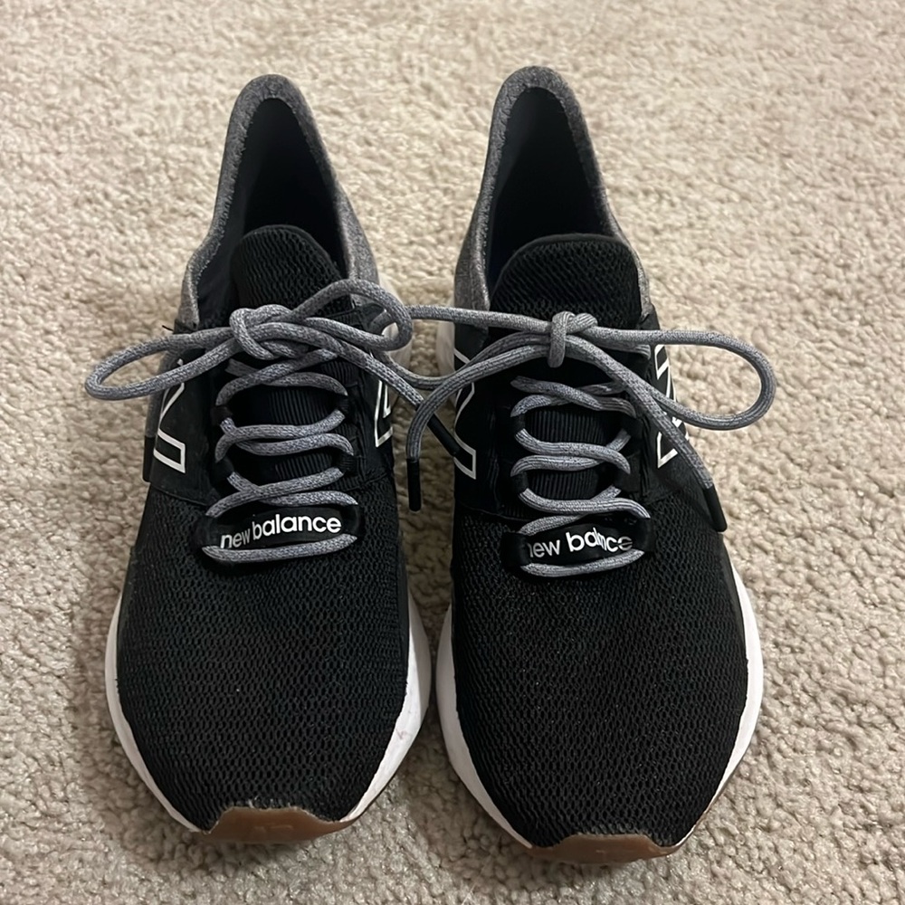 New Balance Fresh Foam Roav